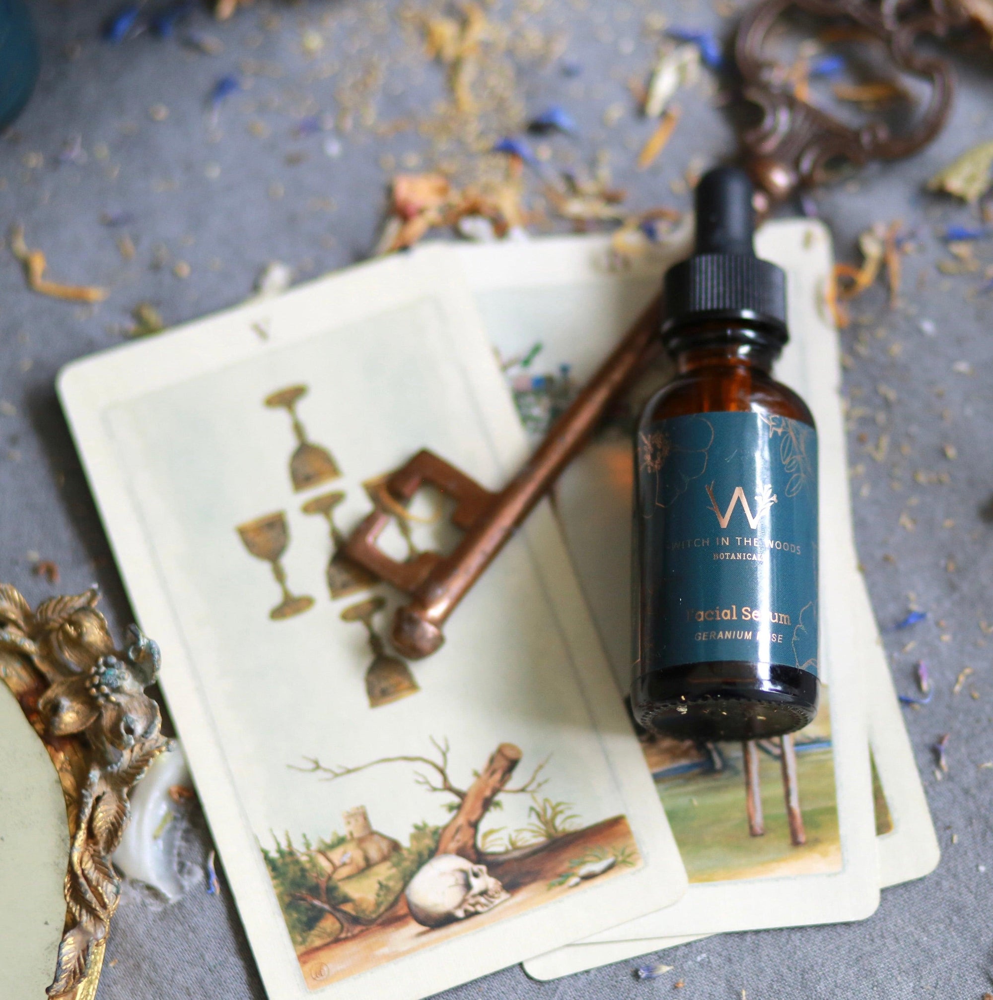 Organic Botanical face serum- Witch In The Woods